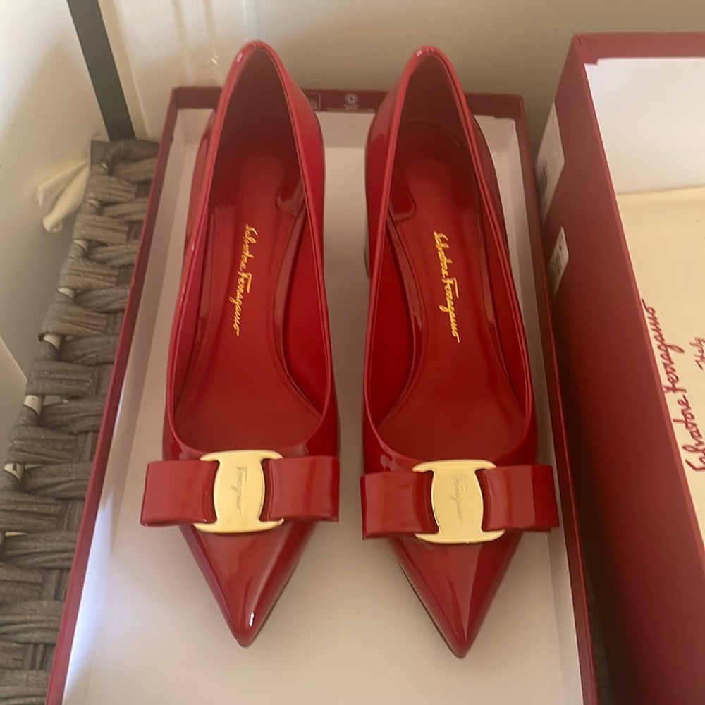 Red patent calf leather Ferragamo shoes